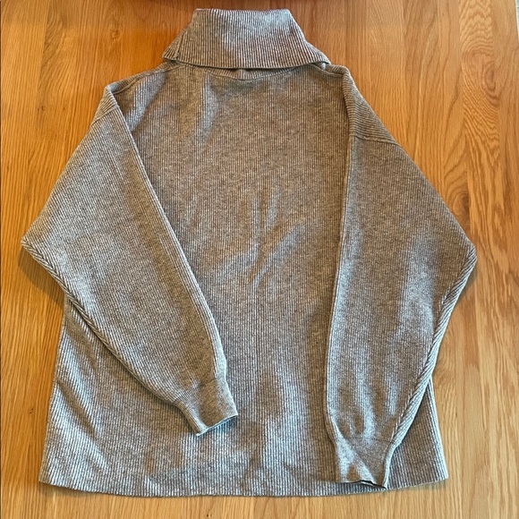 Free People Gray Turtleneck Sweater - Picture 2 of 4